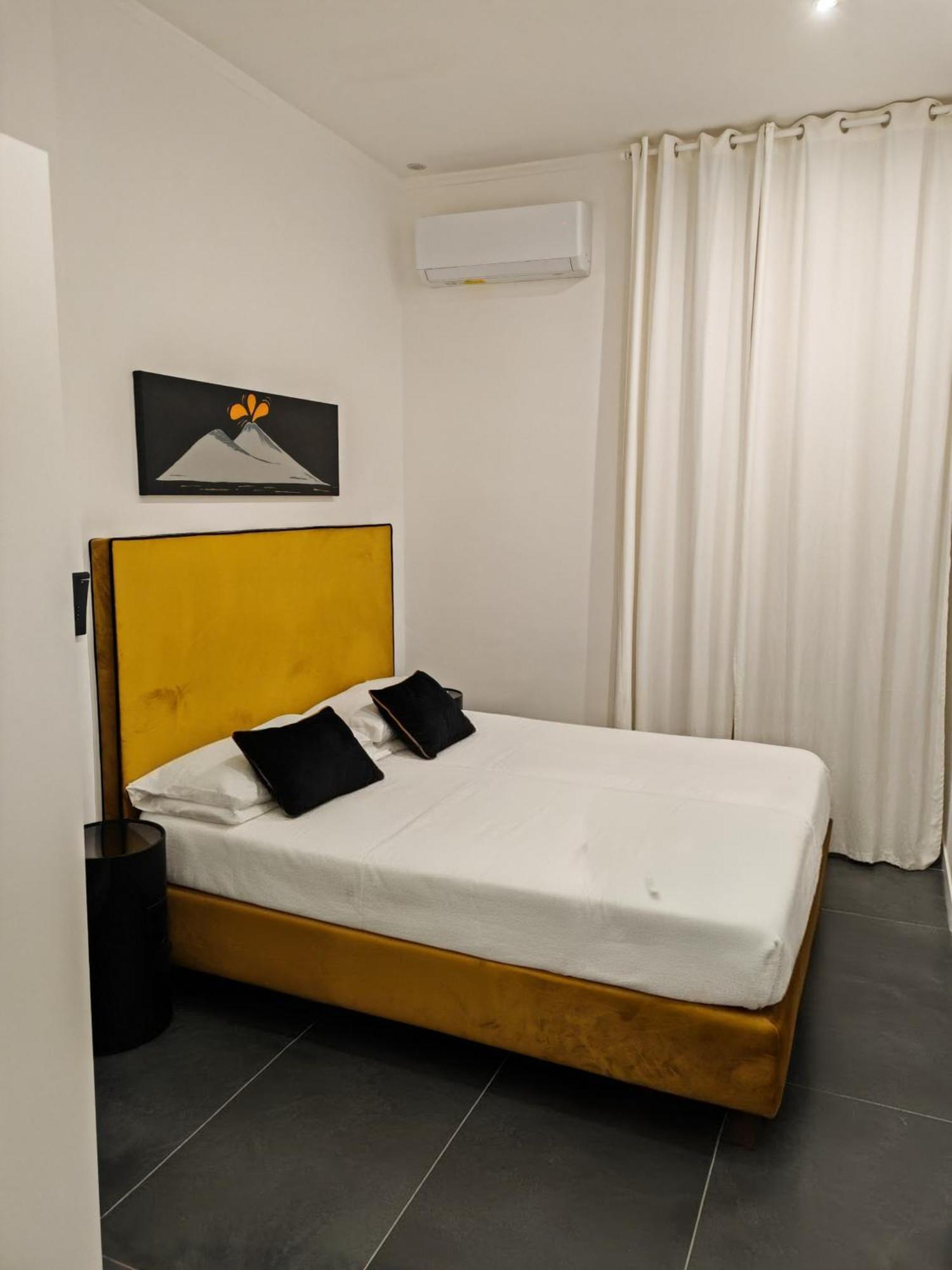 Art Street Hotel Napoli Bagian luar foto