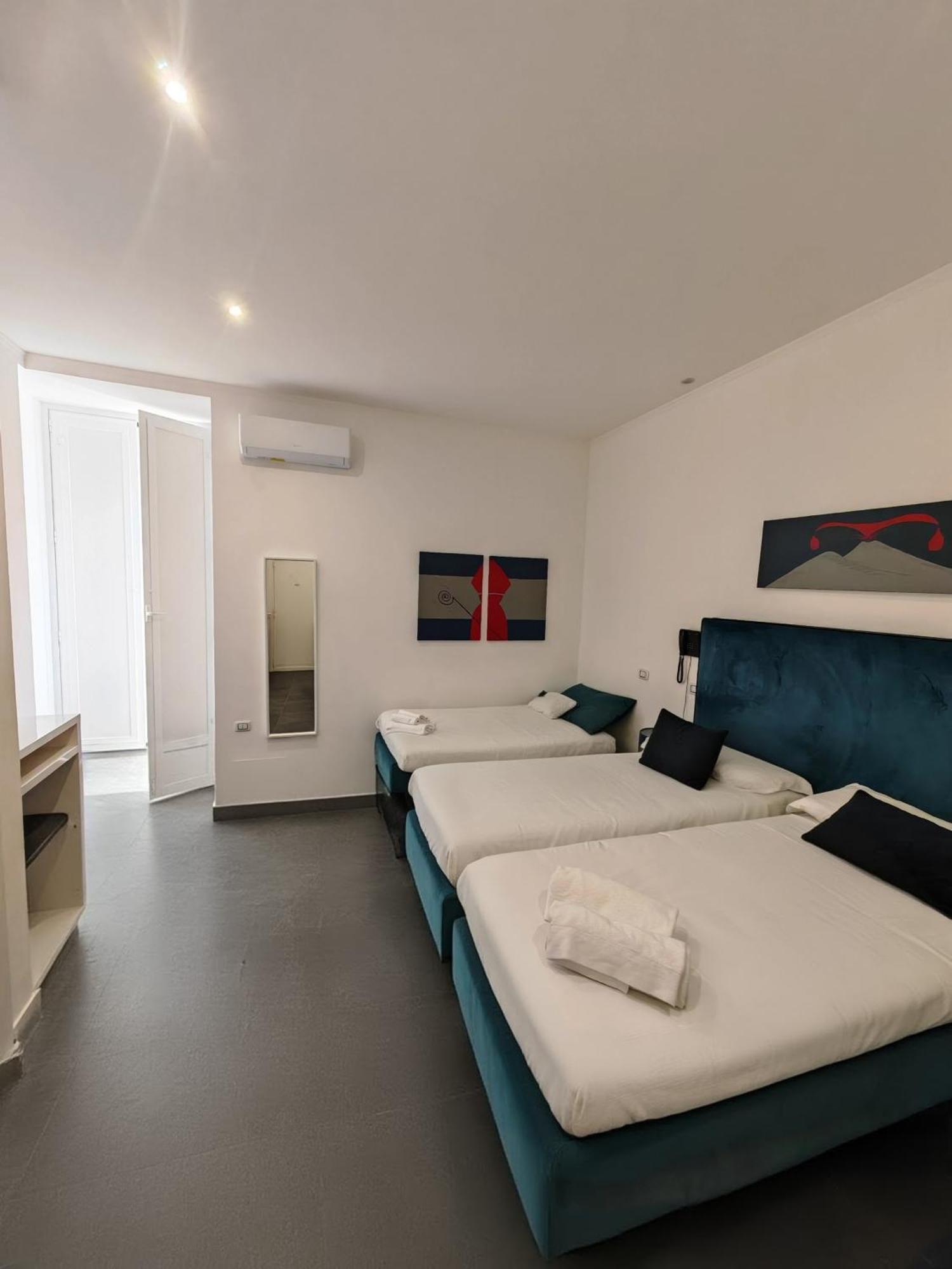 Art Street Hotel Napoli Bagian luar foto